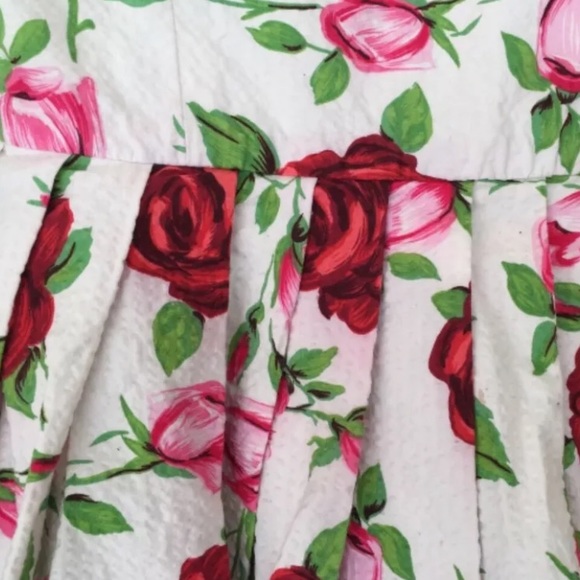 Pink red Rose pattern Betsey Johnson pinup dress sexy runway - Picture 4 of 5